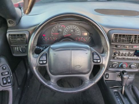 Used 2002 Chevrolet Camaro LT image 23