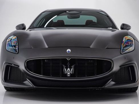 Used 2024 Maserati GranTurismo Trofeo AWD/4WD image 6
