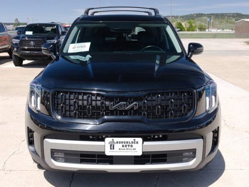 Used 2023 Kia Telluride AWD image 6