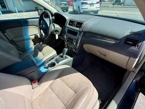 Used 2011 Ford Fusion SEL FWD image 10