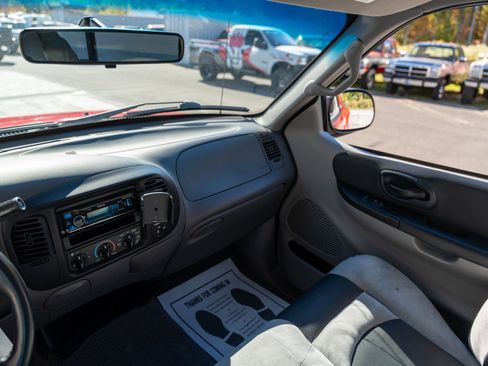 Used 2002 Ford F150 Lightning image 35