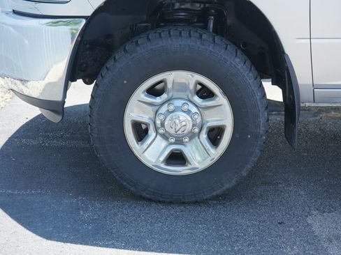 Used 2016 RAM 2500 Tradesman w/ Chrome Appearance Group AWD/4WD image 6