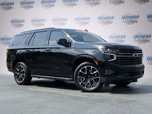 Used 2022 Chevrolet Tahoe RST w/ Luxury Package AWD/4WD image 2