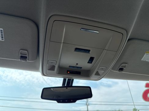 Used 2015 GMC Sierra 1500 SLT w/ SLT Crew Cab Value Package image 45