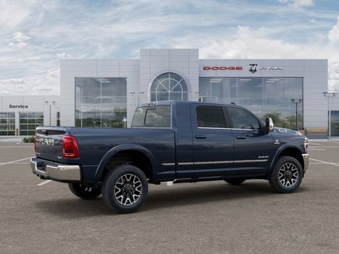 New 2025 RAM 2500 Limited AWD/4WD image 4