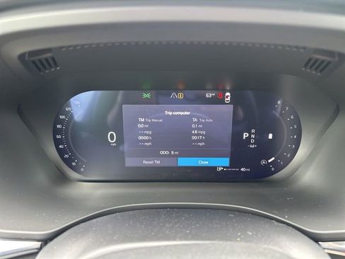 New 2026 Volvo XC60 B5 Plus w/ Protection Package Premier AWD/4WD image 17