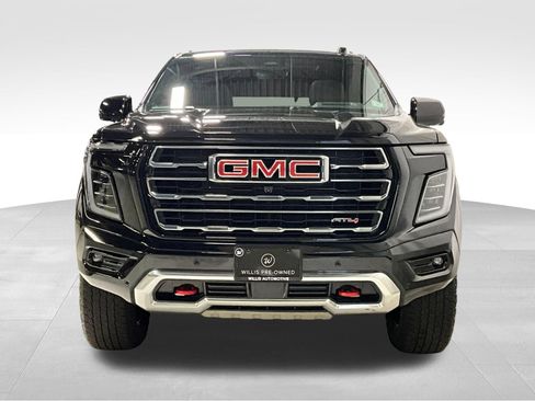 Used 2025 GMC Yukon AT4 w/ AT4 Premium Package AWD/4WD image 3
