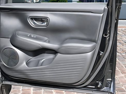 New 2026 Honda HR-V LX image 12