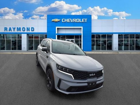 Certified 2023 Kia Sorento SX AWD/4WD image 9