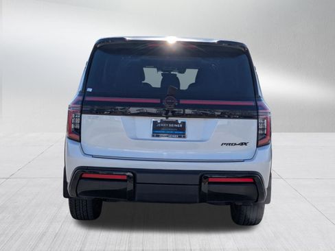 Used 2025 Nissan Armada PRO-4X w/ Pro-4X Premium Package image 4