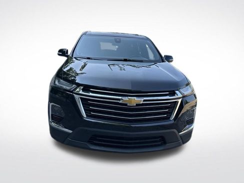 Used 2023 Chevrolet Traverse LT w/ LPO, Floor Liner Package AWD/4WD image 8
