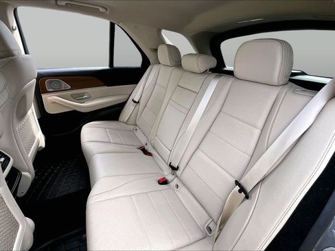 Used 2022 Mercedes-Benz GLE 350 4MATIC w/ Premium Package image 20