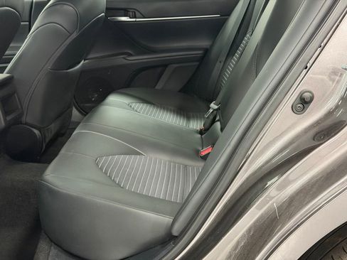 Used 2024 Toyota Camry SE image 23