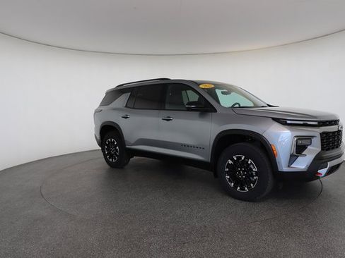 Used 2025 Chevrolet Traverse Z71 w/ Enhanced Driving Package image 26