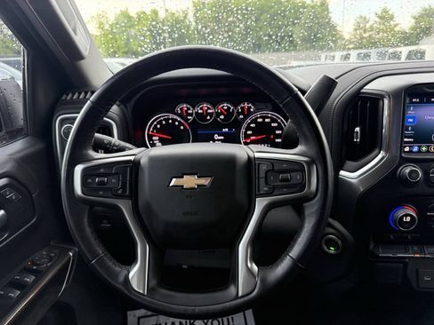 Used 2021 Chevrolet Silverado 1500 LT RWD image 21