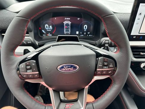 New 2026 Ford Explorer ST AWD/4WD image 31