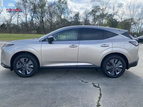 Used 2025 Nissan Murano SL w/ Cargo Package image 4