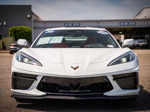 Used 2025 Chevrolet Corvette Stingray Preferred Cpe w/ Z51 Performance Package image 7