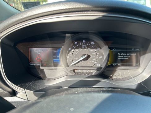 Used 2018 Ford Fusion SE w/ Fusion SE Technology Package image 21