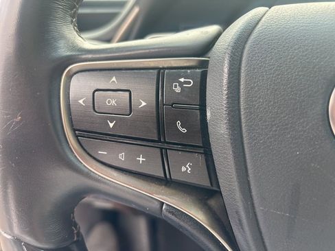 Used 2020 Lexus ES 350 w/ Premium Package image 23