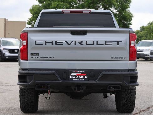 Used 2026 Chevrolet Silverado 1500 Custom Trail Boss w/ Dark Appearance Package AWD/4WD image 10