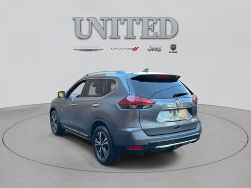 Used 2018 Nissan Rogue SL image 7