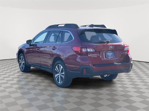 Used 2018 Subaru Outback 2.5i Limited image 5