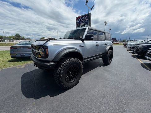 Used 2022 Ford Bronco Wildtrak AWD/4WD image 9