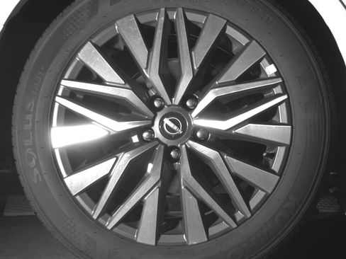 Used 2025 Nissan Altima 2.5 SV FWD image 15