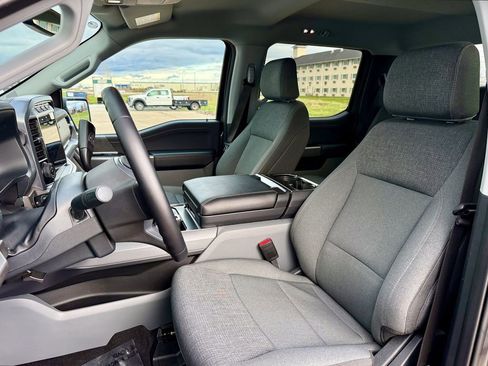 Used 2024 Ford F150 XLT w/ Mobile Office Package image 11