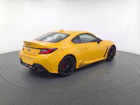 New 2026 Toyota GR86 YUZU Limited RWD image 5