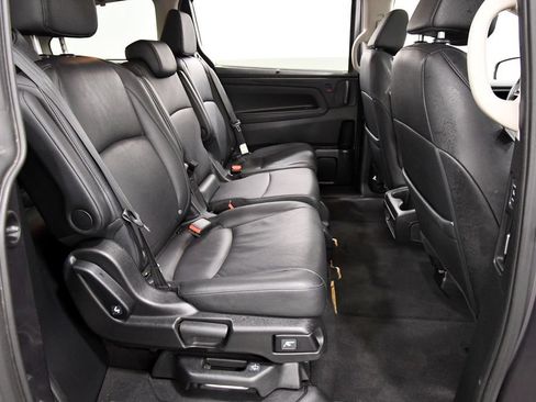 Certified 2025 Honda Odyssey EX-L image 18