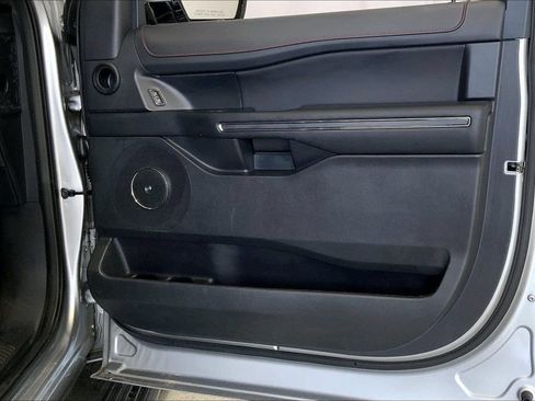 Used 2023 Ford Expedition Limited RWD image 26