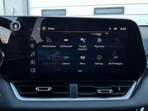 Used 2025 Chevrolet Equinox LT image 27