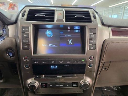 Used 2015 Lexus GX 460 Luxury AWD/4WD image 23