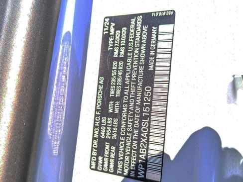 New 2025 Porsche Macan 4S Electric image 22