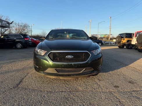 Used 2013 Ford Taurus SHO image 3