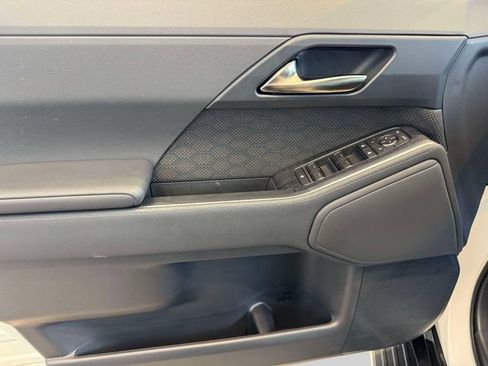 Used 2025 Lexus GX 550 w/ Accessory Package (2T) AWD/4WD image 22