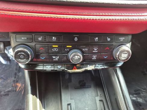 Used 2022 Dodge Durango R/T AWD/4WD image 21