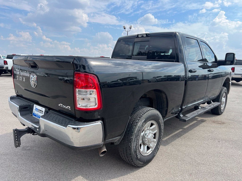 Used 2024 RAM 2500 Tradesman w/ Chrome Appearance Group AWD/4WD image 3