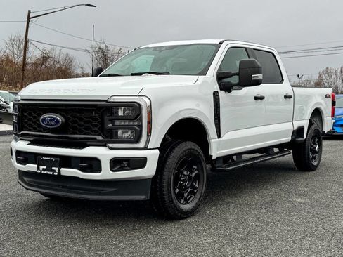 Used 2024 Ford F250 XL w/ STX Appearance Package image 7