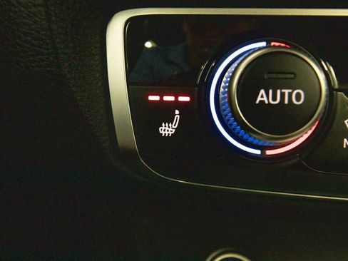 Used 2022 Audi Q3 2.0T Premium Plus image 24