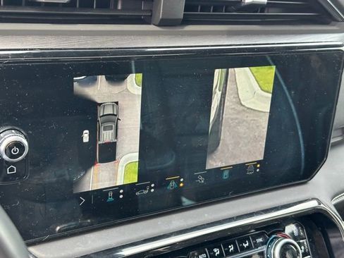 Used 2023 GMC Sierra 1500 AT4X image 28