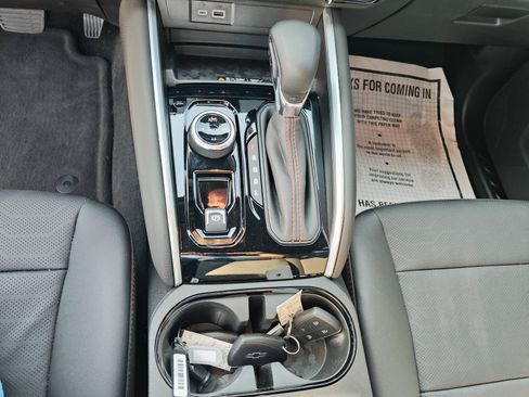 Used 2026 Chevrolet Colorado Z71 w/ Technology Package AWD/4WD image 21