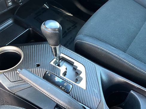 Used 2014 Toyota RAV4 XLE image 13