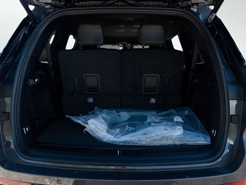 New 2025 Jeep Grand Cherokee L Limited w/ Trailer Tow Package image 8