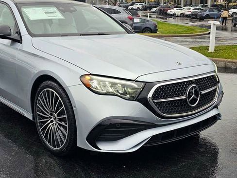 New 2026 Mercedes-Benz E 350 4MATIC Sedan image 2