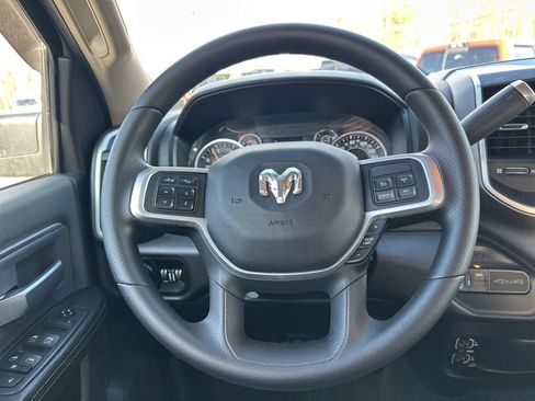 Used 2019 RAM 2500 Big Horn AWD/4WD image 21