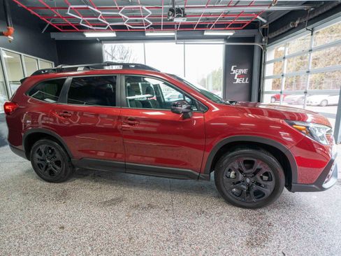 Used 2023 Subaru Ascent Onyx Edition Limited image 5