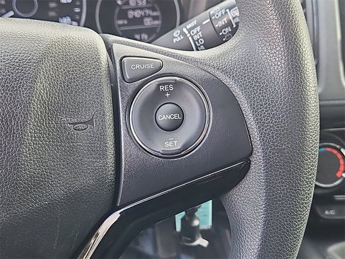 Certified 2022 Honda HR-V LX image 19